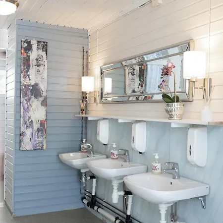 Villmark * Skoganvarre